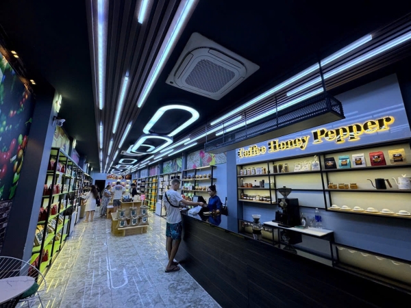 BÁN NHÀ 2 TẦNG MẶT TIỀN PHỐ TÂY NHA TRANG